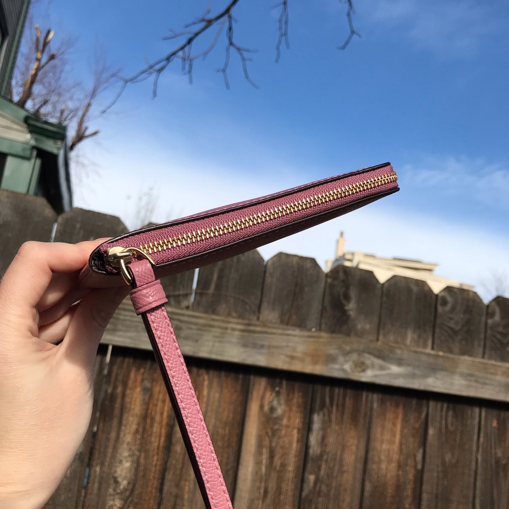NWT - Coach Wristlet Wallet - Picture 7 of 10